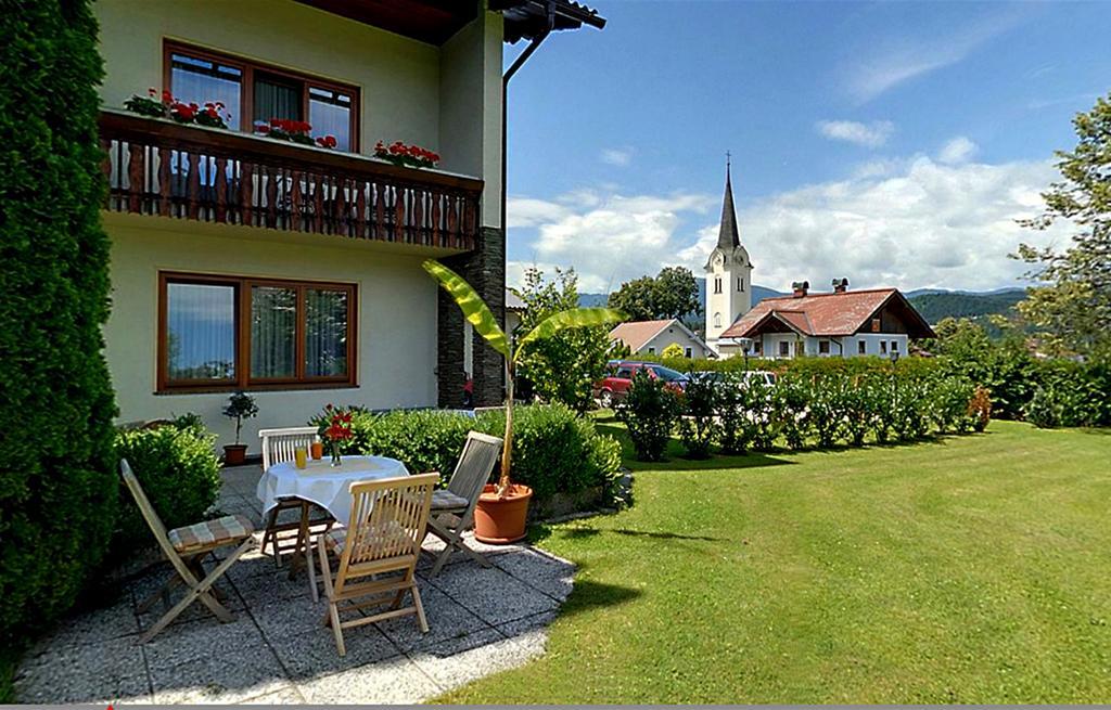Beautyfarm Landhaus Servus Velden am Wörther See Extérieur photo